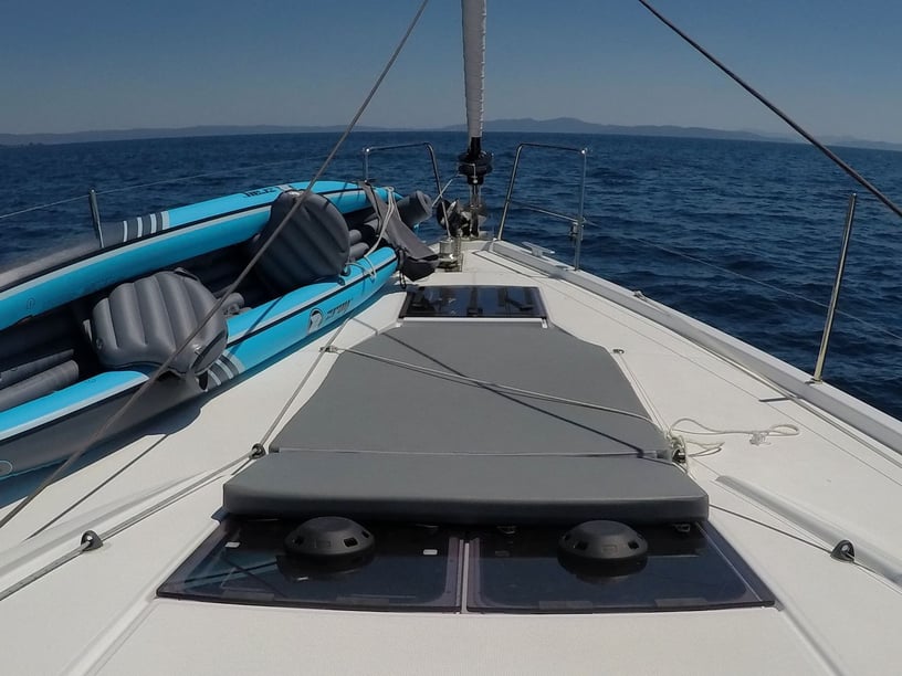 Volos Voilier Cabine 4  Couchettes 10  Invités 10  15.75 m Numéro de l'annonce: #6961 3