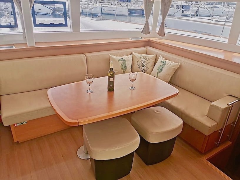 Šibenik Catamaran 6 cabin 12 berths 12 guests 13.96 m Listing Number: #7000 2