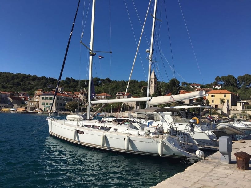 Šibenik Sailboat 4 cabin 10 berths 10 guests 15.07 m Listing Number: #7007 3