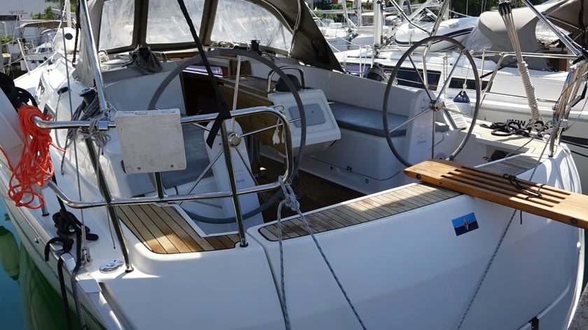 Zadar Sailboat 3 cabin 8 berths 8 guests 11.3 m Listing Number: #7012