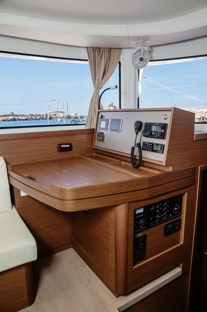 Salerno Catamaran 4 cabin 12 berths 12 guests 12.94 m Listing Number: #7282 3