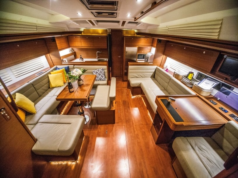 Primošten Voilier Cabine 5  Couchettes 11  Invités 11  17.15 m Numéro de l'annonce: #736 2