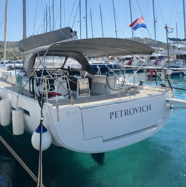 Primošten Barca a vela cabina 5  cuccette 11  11  ospiti 17.15 m Numero dell'inserzione: #736