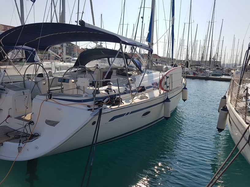 Trogir Sailboat 5 cabin 11 berths 11 guests 15.57 m Listing Number: #7370 4