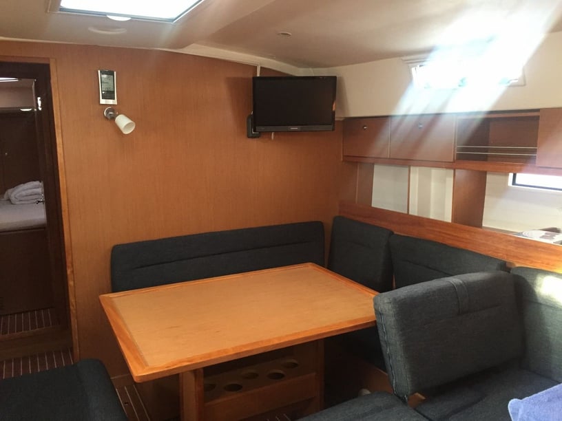 Trogir Sailboat 4 cabin 9 berths 9 guests 14.27 m Listing Number: #7371 5