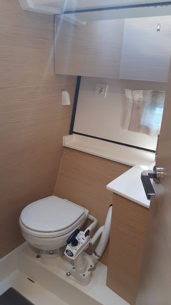 Punat Segelboot 5 Kabine 12 Liegeplätze 12 Gäste 16.75 m Nummer des Inserats: #7375 4