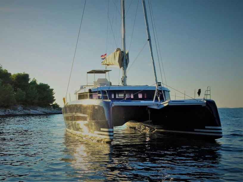 Primošten Catamaran Cabine 6  Couchettes 11  Invités 11  14.7 m Numéro de l'annonce: #749 5
