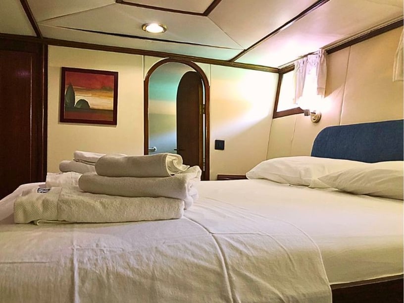 Split Gulet 6 cabin 12 berths 12 guests 36 m Listing Number: #7726 4