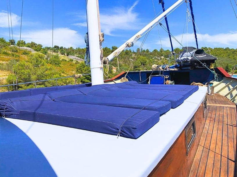 Split Gulet 6 cabin 12 berths 12 guests 36 m Listing Number: #7726 5