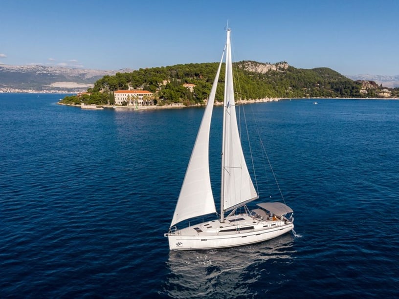 Split Sailboat 5 cabin 12 berths 12 guests 15.59 m Listing Number: #7745