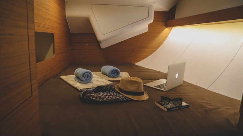 Spalato Barca a vela cabina 5  cuccette 12  12  ospiti 15.2 m Numero dell'inserzione: #7775 5