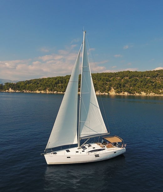 Split Sailboat 5 cabin 12 berths 12 guests 15.2 m Listing Number: #7775 4