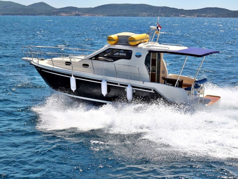 Sukošan Motorboat 2 cabin 5 berths 5 guests 9.5 m Listing Number: #7801