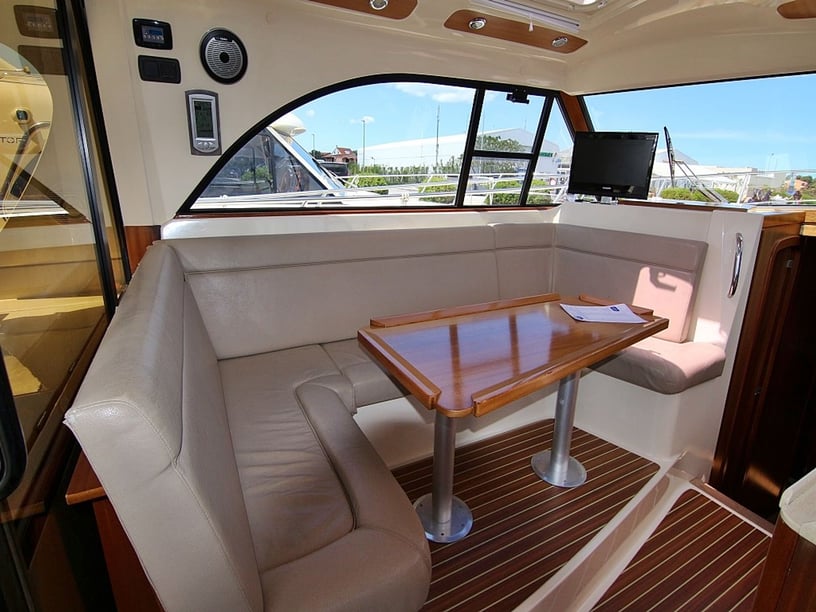 Sukošan Motorboat 3 cabin 7 berths 7 guests 13.5 m Listing Number: #7812 2