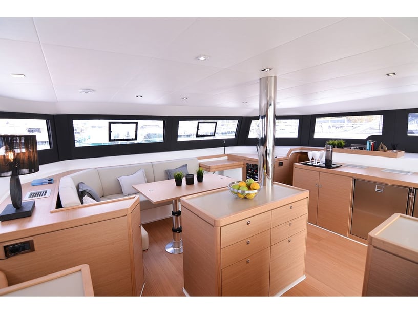 Paros Catamaran 4 cabin 8 berths 8 guests 14.7 m Listing Number: #7866 2