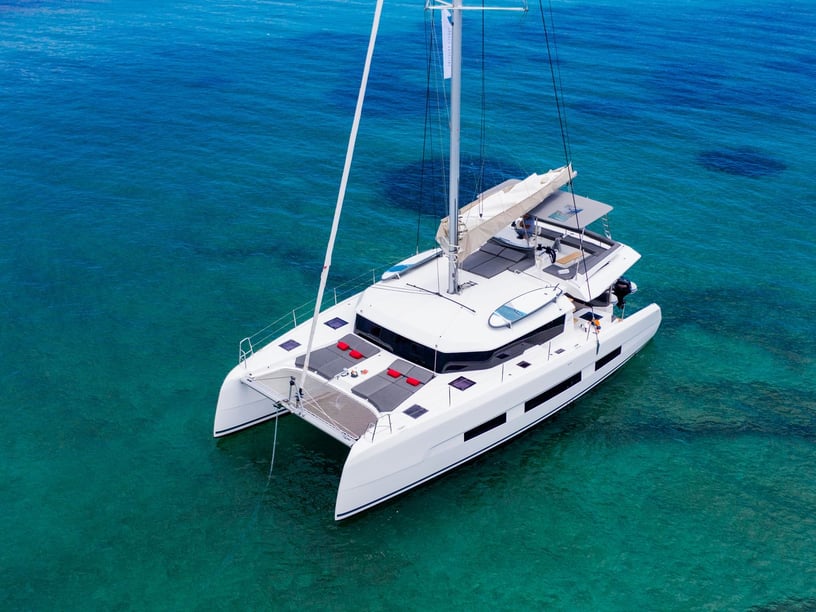 Paros Catamaran 4 cabin 8 berths 8 guests 14.7 m Listing Number: #7866