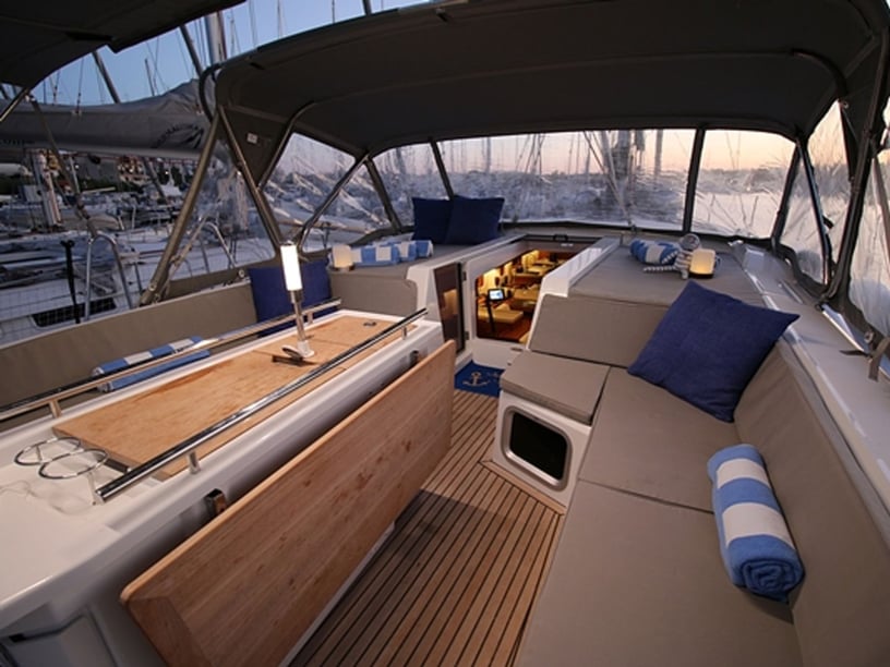 Jezera Sailboat 4 cabin 11 berths 11 guests 15.94 m Listing Number: #7922 3