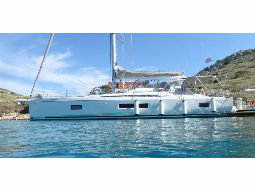 Jezera Sailboat 4 cabin 11 berths 11 guests 15.94 m Listing Number: #7922