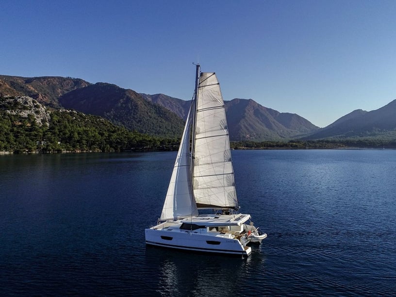 Marmaris Catamaran Cabine 3  Couchettes 8  Invités 8  11.73 m Numéro de l'annonce: #8166 3