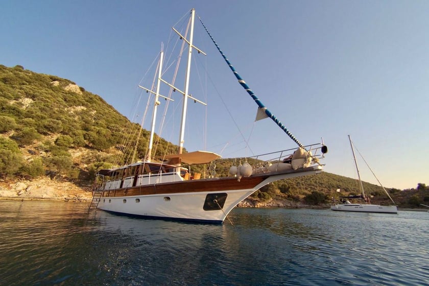 Göcek Caicco cabina 5  cuccette 10  10  ospiti 23 m Numero dell'inserzione: #8199 2