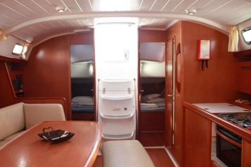 Cesme Barca a vela cabina 2  cuccette 4  6  ospiti 13 m Numero dell'inserzione: #8231 4