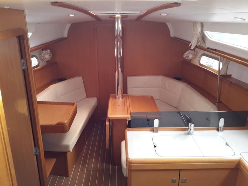 Athens Sailboat 3 cabin 6 berths 6 guests 10.94 m Listing Number: #834 3