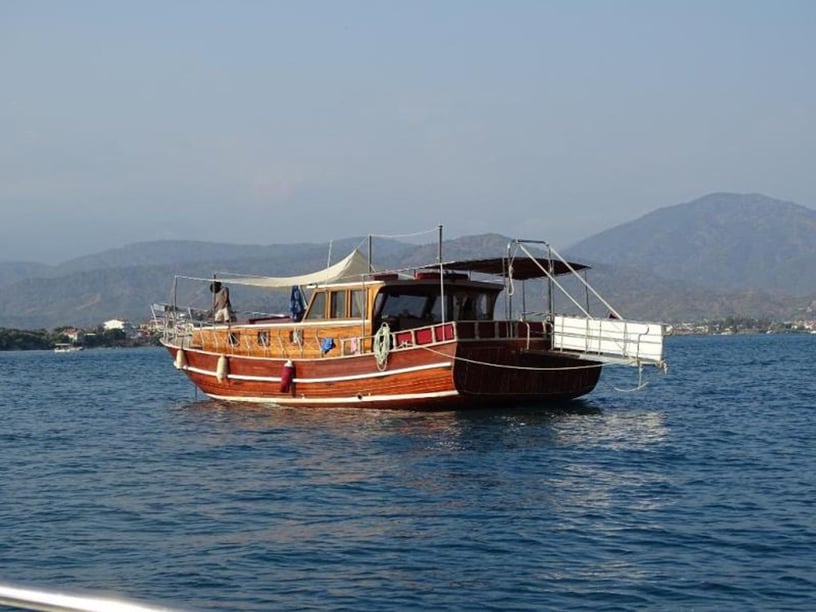 Fethiye Gulet 3 kabin Konaklama 6 kişi Seyir 12 kişi 16 m İlan No: #8678 3