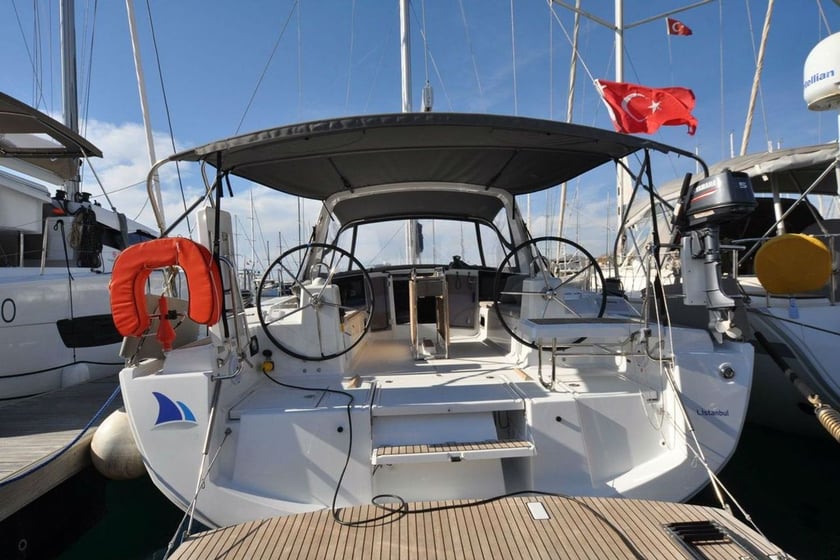 Bodrum Segelboot 3 Kabine 6 Liegeplätze 6 Gäste 12.43 m Nummer des Inserats: #8745 2