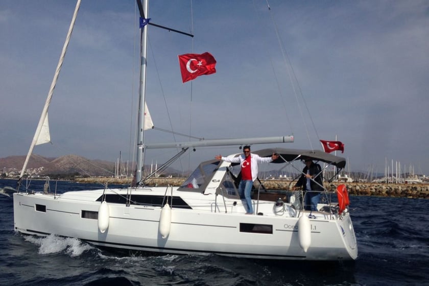 Bodrum Segelboot 3 Kabine 6 Liegeplätze 6 Gäste 12.43 m Nummer des Inserats: #8745