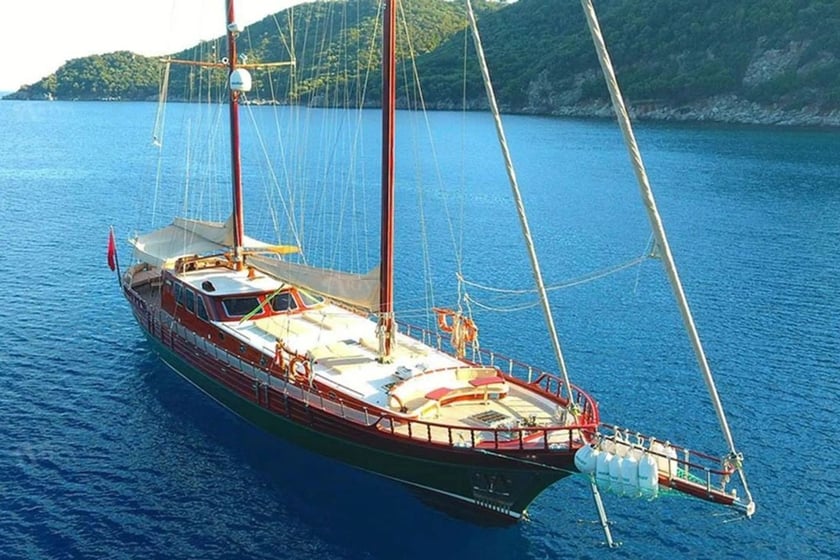 Marmaris Gulet 4 cabin 8 berths 108 guests 25 m Listing Number: #8768