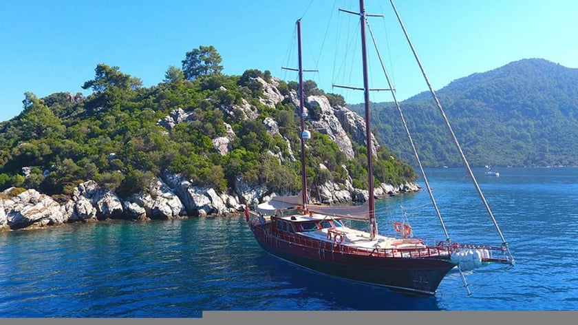 Marmaris Gulet 4 cabin 8 berths 108 guests 25 m Listing Number: #8768 2