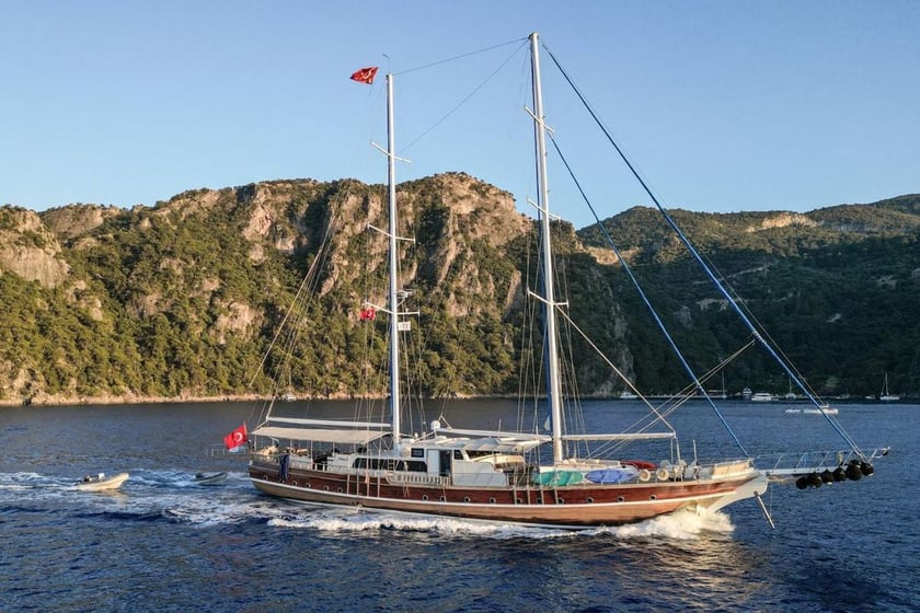 Fethiye Gulet 8 Kabine 18 Liegeplätze 18 Gäste 36 m Nummer des Inserats: #8769
