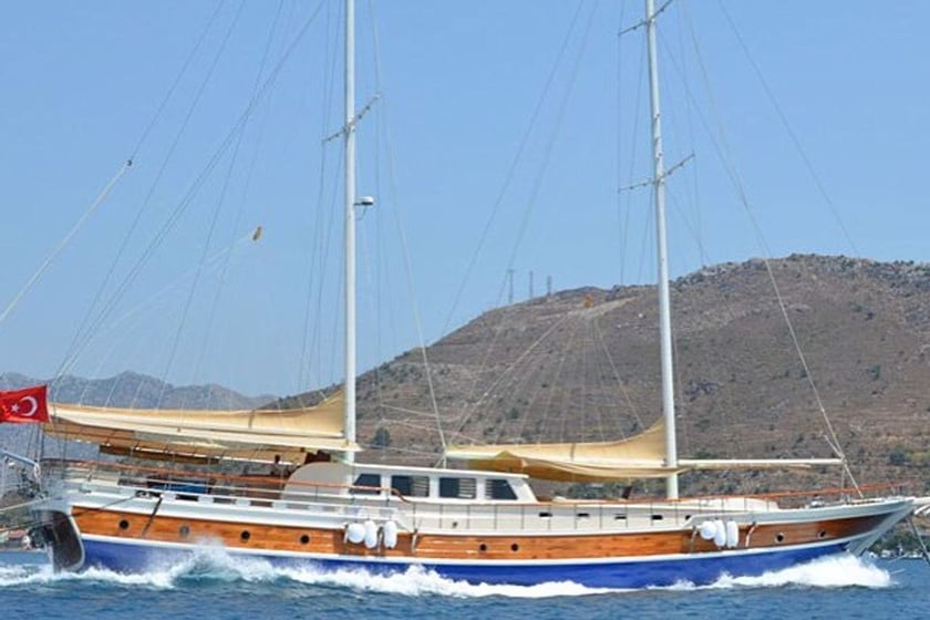 Selimiye Gulet 8 kabin Konaklama 16 kişi Seyir 16 kişi 34 m İlan No: #8828 4