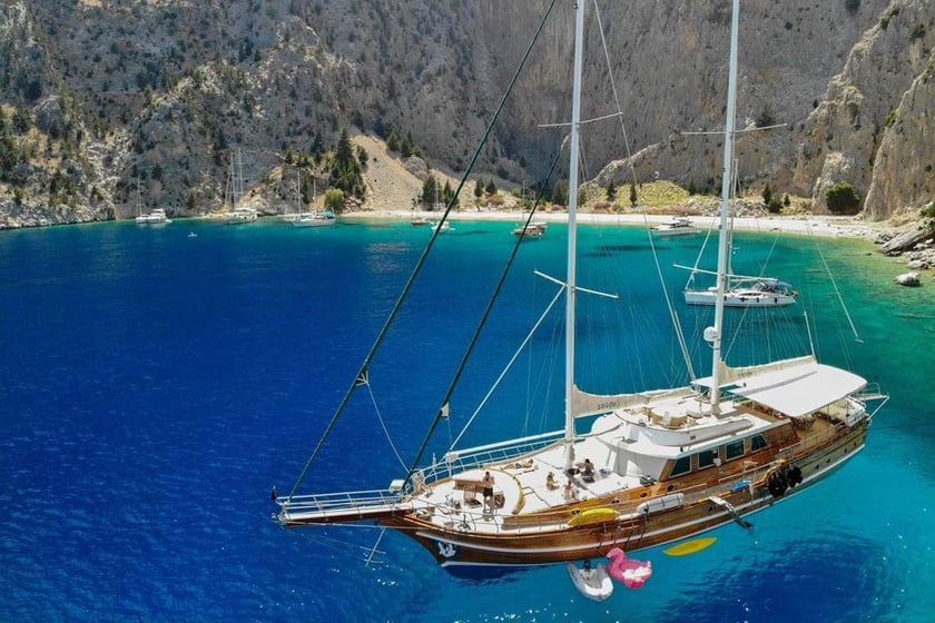 Marmaris Gulet 6 Kabine 12 Liegeplätze 12 Gäste 32 m Nummer des Inserats: #8878