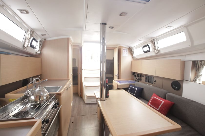 Orhaniye Segelboot 3 Kabine 8 Liegeplätze 8 Gäste 10.45 m Nummer des Inserats: #8915 5