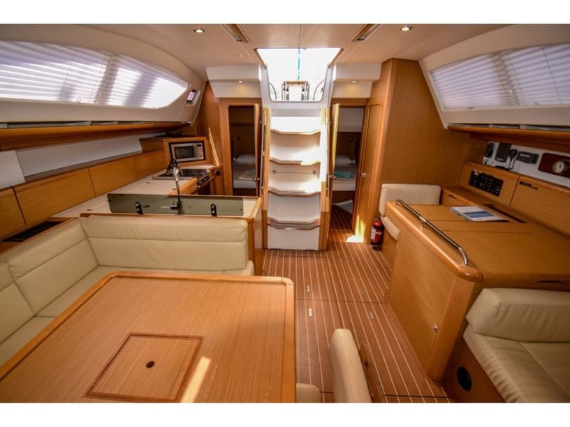 Marmaris Voilier Cabine 3  Couchettes 8  Invités 8  15.07 m Numéro de l'annonce: #9019 4