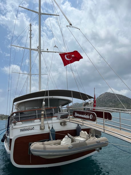 Bozburun Gulet 6 kabin Konaklama 12 kişi Seyir 12 kişi 30 m İlan No: #9033 5