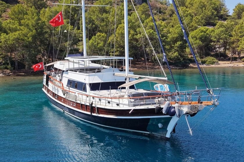 Bozburun Gulet 6 cabin 12 berths 12 guests 30 m Listing Number: #9033