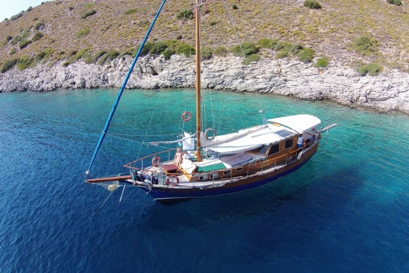 Bodrum Caicco cabina 3  cuccette 6  6  ospiti 17 m Numero dell'inserzione: #9045