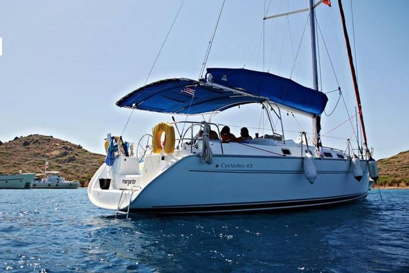 Bodrum Voilier Cabine 4  Couchettes 8  Invités 8  13.26 m Numéro de l'annonce: #9048 2