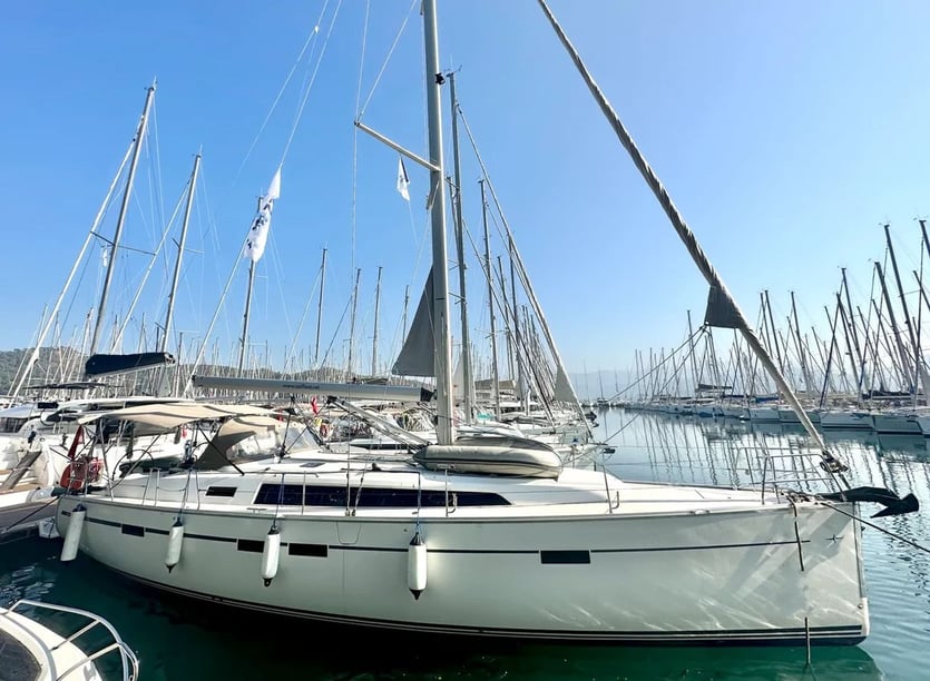 Fethiye Voilier Cabine 4  Couchettes 8  Invités 8  14.27 m Numéro de l'annonce: #9111