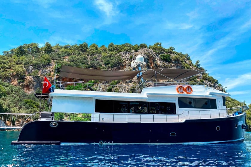 Fethiye Gulet Cabine 3  Couchettes 7  Invités 7  20 m Numéro de l'annonce: #9180 3