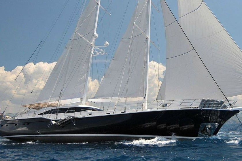 Marmaris Gulet 5 cabin 12 berths 12 guests 44 m Listing Number: #9273 3