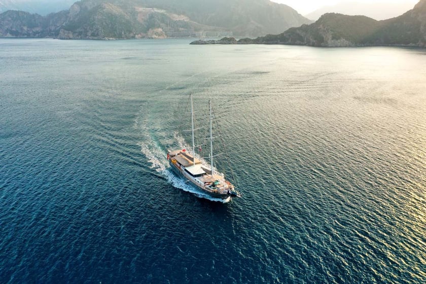 Marmaris Gulet 10 cabin 20 berths 20 guests 40 m Listing Number: #9283 5