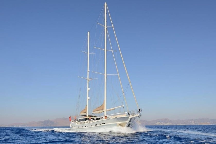 Bodrum Caicco cabina 8  cuccette 18  18  ospiti 39.1 m Numero dell'inserzione: #9305 5