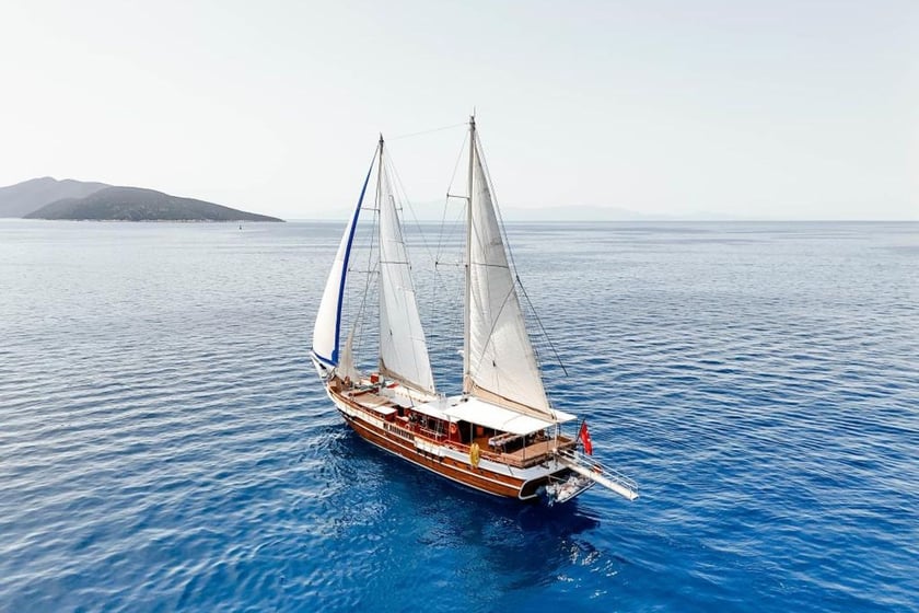 Bodrum Goleta Cabina 8  17  literas 17  invitados 30 m Número de anuncio: #9307 4