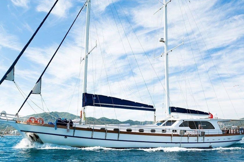 Fethiye Gulet Cabine 4  Couchettes 8  Invités 8  25 m Numéro de l'annonce: #9348 2