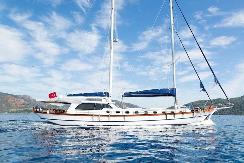 Fethiye Gulet Cabine 4  Couchettes 8  Invités 8  25 m Numéro de l'annonce: #9348