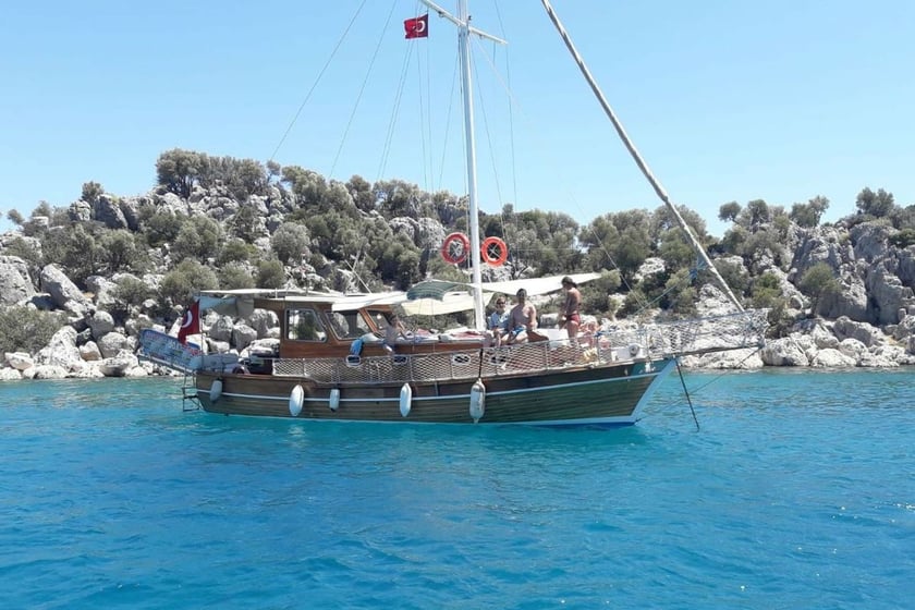 Demre Gulet 2 cabin 4 berths 8 guests 12 m Listing Number: #9396