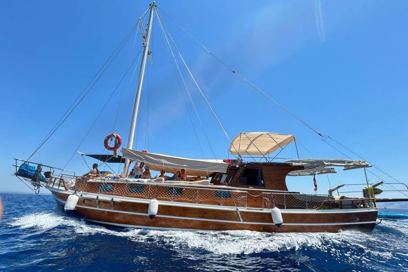 Datca Gulet 3 Kabine 6 Liegeplätze 6 Gäste 15 m Nummer des Inserats: #9443 4